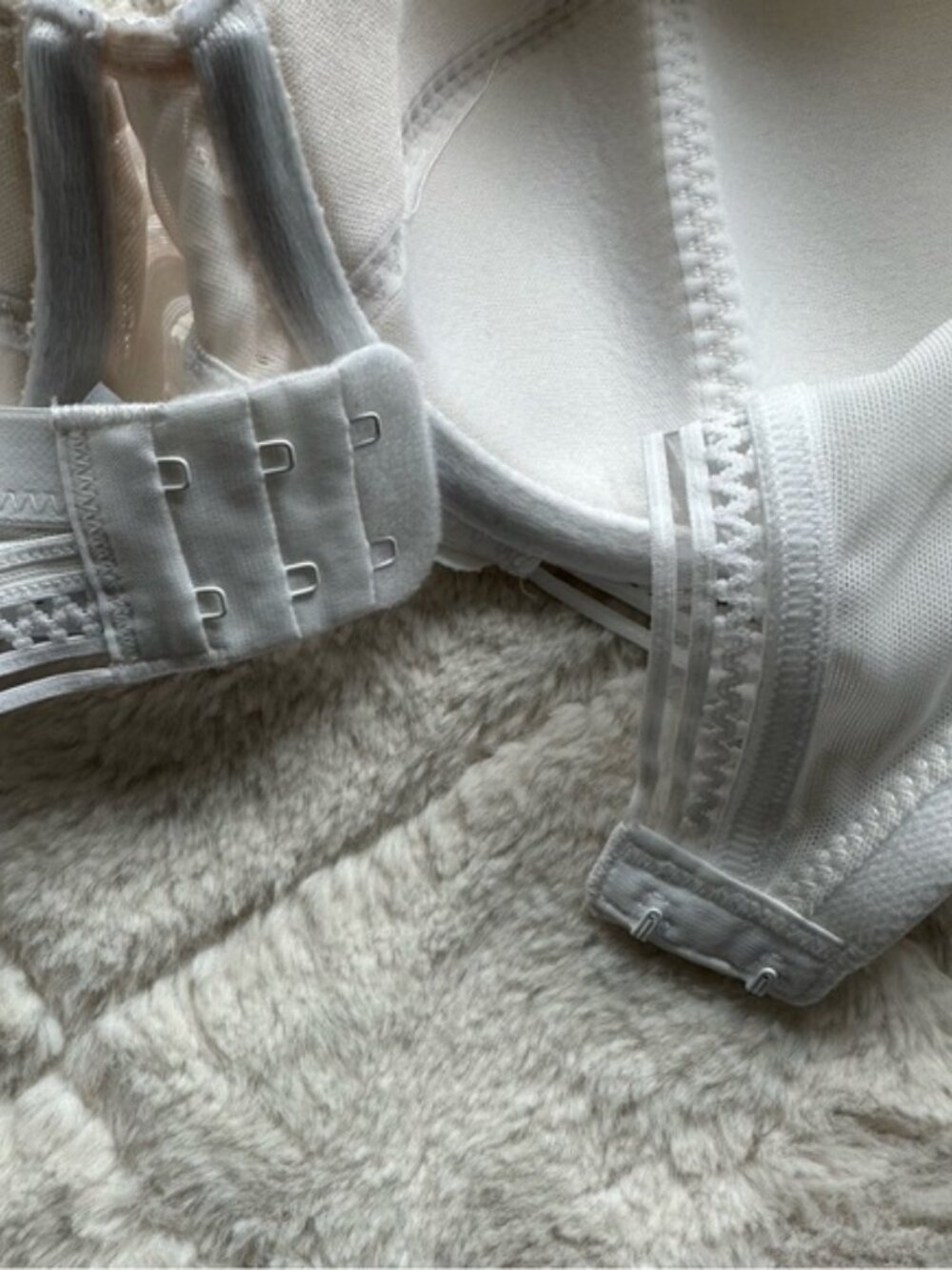 ASOS X Figleaves | Cream Harper Lace Plunge Bra | Size 32F - Picture 8 of 14